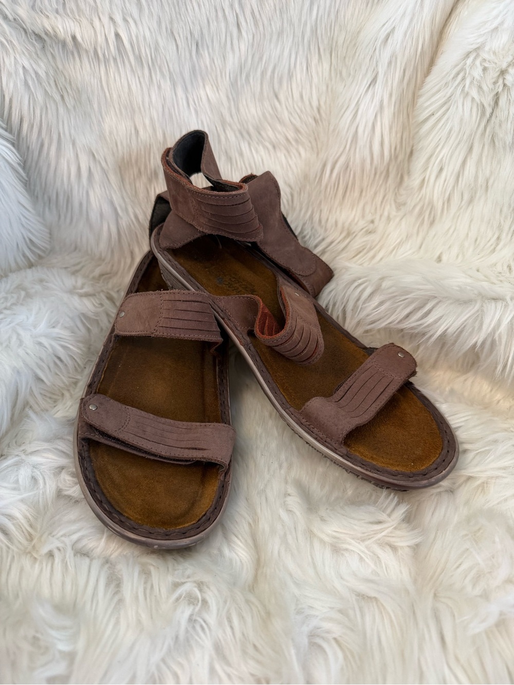 Naot Brown Suede Triple-Strap Sandals Gladiator Ankle Straps Women Size 10
